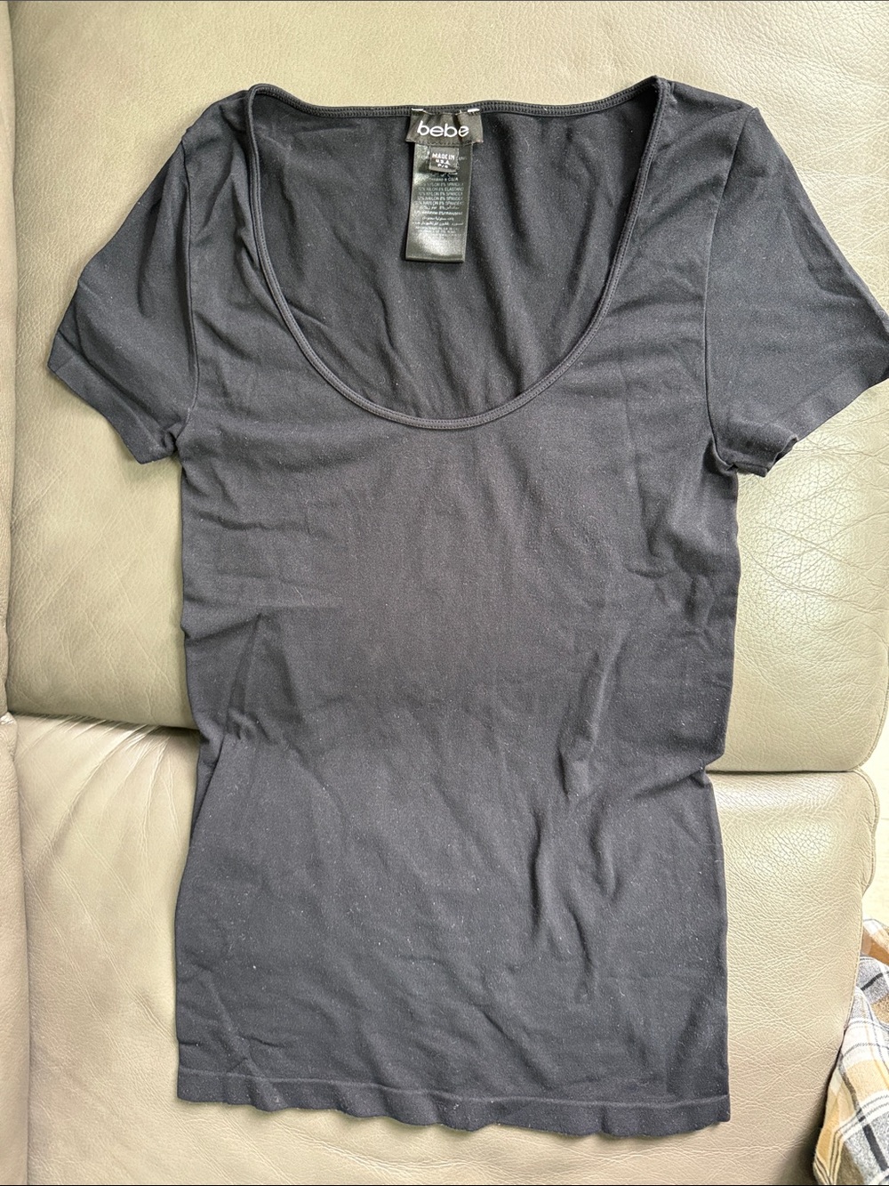 bebe Black Scoop Neck Short Sleeve Tee